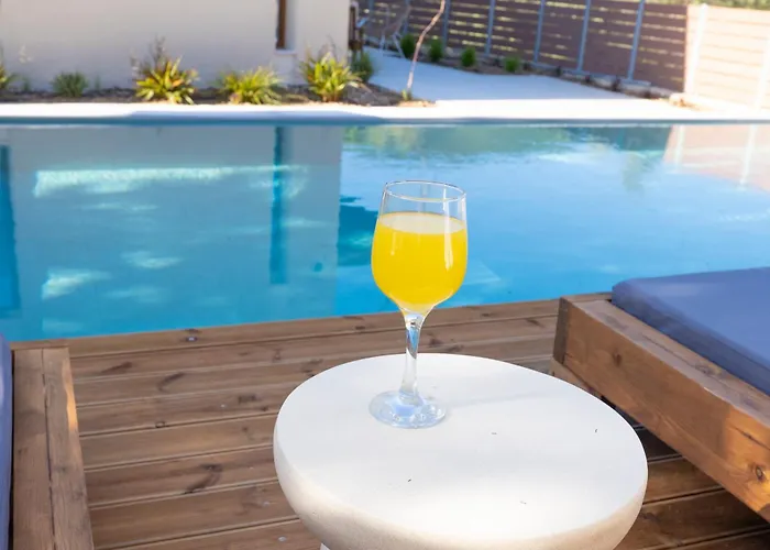 Golden Sun * Agios Christoforos (Lefkada)