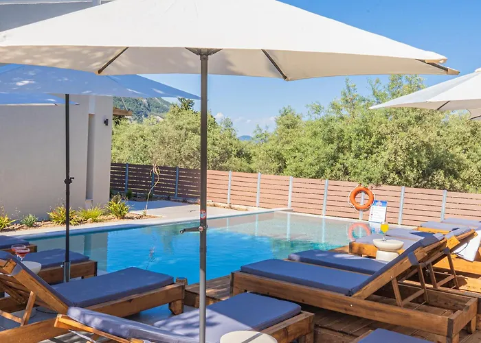 Golden Sun Aparthotel Agios Christoforos (Lefkada)